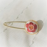 梅の花の刺繍のストールピンNo1