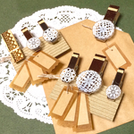 ラッピング用ピンチとタグ（レースピンチ）
