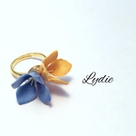 宝石箱フラワーリング　お花×天然石　オレンジ×ブルー