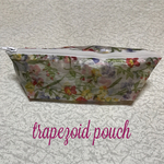限定＊ファッション雑貨＊フェリーチェヴィータ＊trapezoidポーチ/白・花柄