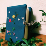 再販_〈受注製作〉カラフルオリーブのブックカバー(刺繍、聖書カバー)
