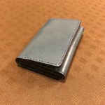 本革名刺入れ。名入れ無料。