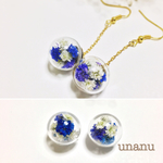 冬色ブルーのかすみ草＊ドームピアス/イヤリング