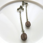 受注生産☆本物のコーヒー豆☕️️を使用したイヤリング☆