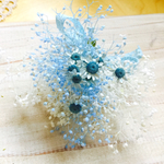 *something blue*みずいろかすみ草ブローチ*卒業式・入学式 コサージュ
