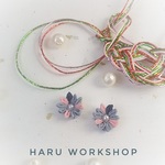 特別セール＜受注製作＞和　つまみ細工　ひな菊（桜鼠）ピアス　