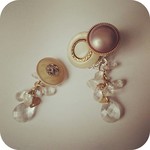茶色系♡ヴィンテージボタンのアシメイヤリング ピアス