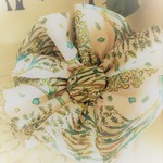 送料無料・「暮らしに花を」花モチーフヘアゴム：The Artist’s tree（LIBERTY）・一点物