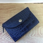 革のミニ財布＊クロコ型押しネイビー