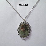 【SALE!!】【クリスマス】レジンのアンティークカメオ風ペンダント