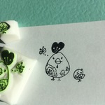 お花のとりさんはんこ、にわとりとひよこ。