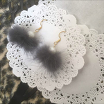 B品☆パールとファーピアス(グレー)