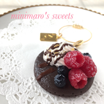 ショコラ＆ベリーパンケーキのキーリング♪チョコソース