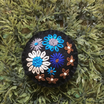 冬のお花刺繍ブローチ