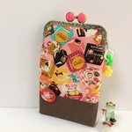 レトロ動物チョコいっぱい*縦長がま口ポーチ