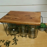 重ねることが出来るワイヤーバスケット