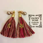 【レッド】月と星、ロングタッセルのピアス/イヤリング