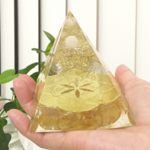 財を引き寄せる！キラキラオルゴナイト