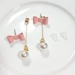 【２way✨ピックアップ掲載作品】リボン&パールピアス。