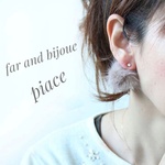 ふわふわファーのビジューピアス