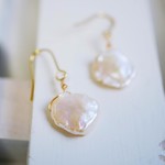 大ぶりパールのシンプルピアス