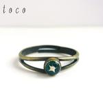 ▼受注生産▼　星の砂の一粒リング 【金古美×グリーン】