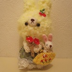 花束を持ったうさぎさん