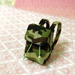 ミニチュア　ふたタイプリュック迷彩