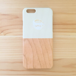 カフェラテの絵柄の、iPhoneケース(チェリー / バイカラー)
