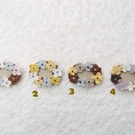 Little flower　wreath brooch　 小さな花輪ブローチ　　お花リース