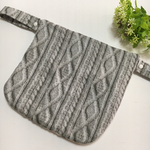 【完成品】秋冬使用♡リアルニット柄グレー♡抱っこ紐スタイ
