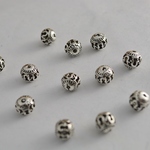 ビーズクラブ メタルビーズ ロンデル オメガ透かし 小 小穴 シルバー 8mm 15個[4582434317511] 