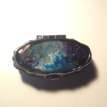 宇宙のピルケース  だえん