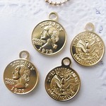 ◎コインチャーム　4個　16ミリ☆金色/イエローゴールド　