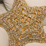 star cushion (mustard×white)