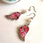 桃色天使とパールのピアス