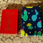 A5 ブックカバー  ポップなサボテン　濃紺 読書の秋
