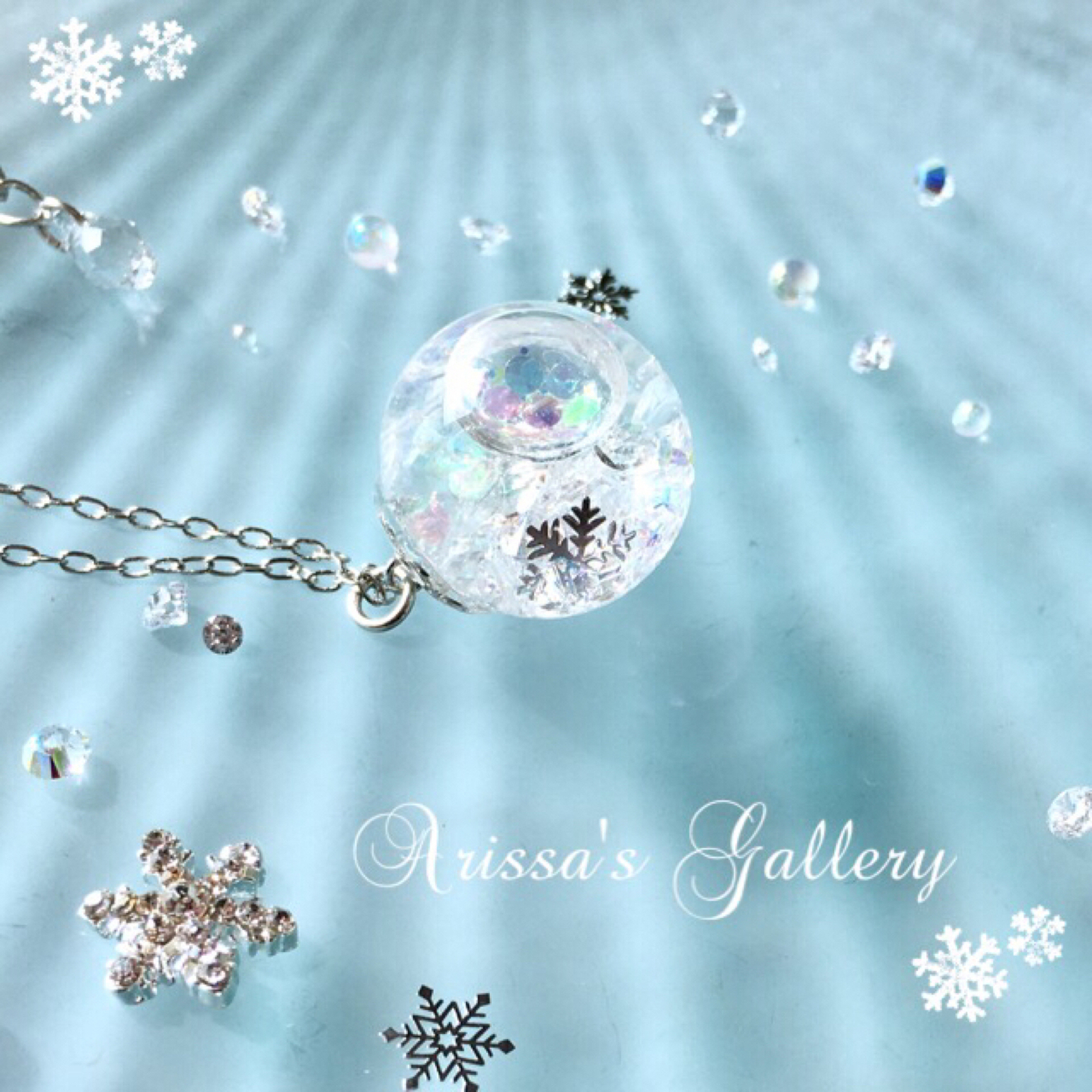 ❅ スノードーム ネックレス ❅― 雪の精 ―キラキラ / ガラスドーム