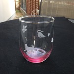 猫と桜のグラス