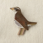 ツグミのブローチ　野鳥（マグネット変更可）