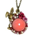 ミルキーピンク ぴょっこりうさぎ アンティークネックレス たまご 薔薇 金古美 レジン パール ビジュー 送料無料 
