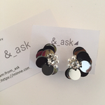 new! シルバー×黒のスパンコールピアス☆シルバーボールキャッチ