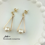 コットンパール 三角ピアス