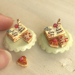 再販☆シマリス ☆ブックケーキ☆ハート型カップケーキ☆