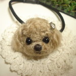 犬　トイプードル(アプリコット）　大　ヘアゴム　バッグの持ち手に付けても◎