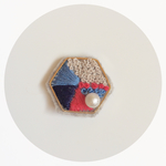 カクカク刺繍ピアス