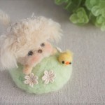 ぷーちゃんの置物　クリーム