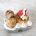 焼き菓子のピルケース(d23)