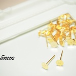 【送料無料】5mm 丸皿ピアス ゴールド 選べるキャッチ付き 100個 50ペア パーツ 素材 材料