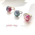 かすみ草のpinkie ring./blue×purple